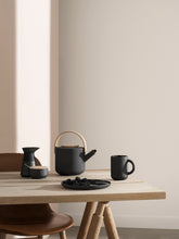 تحميل الصورة في معرض الصور ، Theo teapot - 1.25 l. x-630- Black