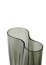 Load image into Gallery viewer, Aer Vase, 33, Smoke
