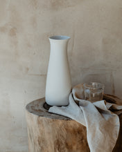 Load image into Gallery viewer, Foster Carafe
