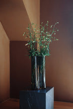 Load image into Gallery viewer, Aer Vase, 49, Smoke
